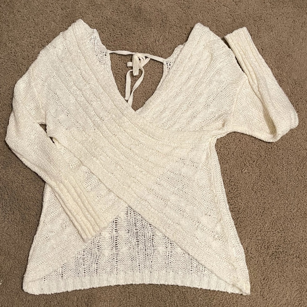 Cropped Vneck/ Openback knit sweater